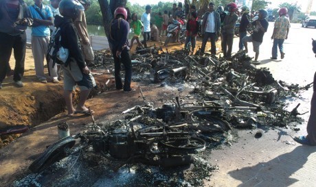 Bentrok karena Sengketa Lahan di Makassar, 1 Rumah & 61 Motor Dibakar