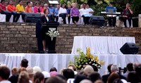 Perdana Menteri Australia Julia Gillard meyakini hubungan antara Australia dengan Indonesia semakin erat pasca tragedi kemanusiaan tahun 2002. Getty Images/Chris McGrath.