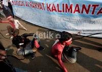 Aksi ini berlangsung sekitar 1 jam.