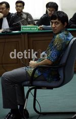 Tersangka Penyuap Wa Ode Jalani Sidang Perdana
