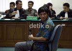 Tersangka Penyuap Wa Ode Jalani Sidang Perdana