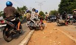 Putar Balik, Pemotor Lintasi Median Jalan
