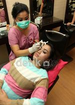 Ingin Lebih Cantik, Melinda Sulam Alis