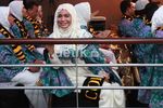 Berangkat Haji, Rosa Berat Tinggalkan Anaknya
