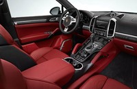 Meski ada penambahan tenaga, Porsche mengklaim mobil ini konsumsi BBM-nya tetap irit di angka 11,5 liter untuk 100 km perjalanan. (dok Porsche)