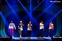 We have fantastic night. I love you, Indonesia! Thank you so much. Were so happy to be here. I hope you guys having fun, seru Taeyang. (dok. YG Entertainment)