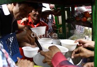 Soto mie paling banyak diminati oleh warga.