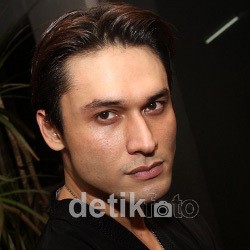 Jadi Penyanyi & MC, Indra Brugman Rela Dibilang Maruk