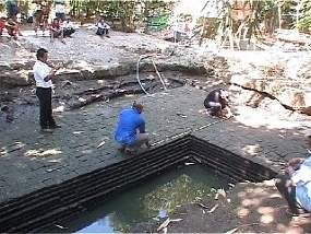 Warga Krian Temukan Situs Diduga Peninggalan Kerajaan Majapahit 