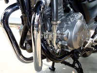 Jantung motor ini diisi oleh sebonggol mesin 248 cc SOHC yang memiliki 2 silinder, 4 langkah dan liquid cooled.