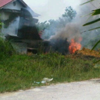 Saksi: Hawk Terbang Rendah, Menukik dan Terdengar Ledakan