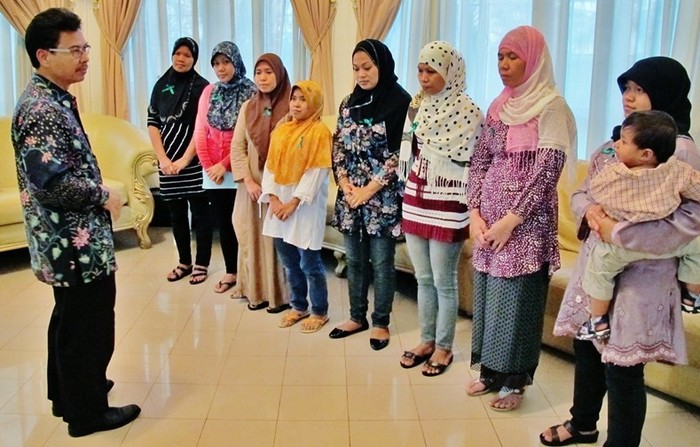 KJRI Dubai Pulangkan 15 TKW dan Seorang Balita ke Indonesia