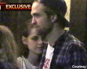 Foto Mesra Pertama Robert Pattinson & K-Stewart Pasca Skandal Selingkuh