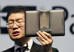 Padfone 2, Perangkat Hybrid Asus Meluncur