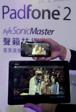 Padfone 2, Perangkat Hybrid Asus Meluncur