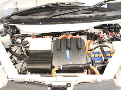 Wah, Kerennya Mobil Listrik Nasional Evina