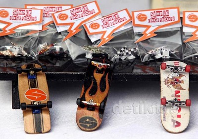 Fingerboard Jadi Tren di Kalangan Remaja