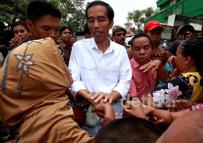 Jokowi Sapa Warga Pinggir Kali Ciliwung