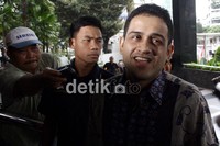 Nazarudin diperiksa terkait keterlibatan Anas dalam kasus Hambalang termasuk hadiah mobil dari PT Adhi Karya kepada Anas. Ramses/detikcom.