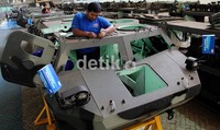 Tentara Nasional Indonesia (TNI) akan memprioritaskan pembelian alat utama sistem senjata (alutsista) buatan dalam negeri.