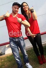 Melaney Ricardo & Tyson Kompak Merah-merah