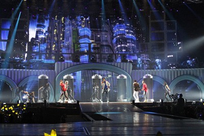 Konser Big Bang Galaxy Alive Tour 2012  di Jakarta