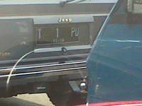 Mobil Jeep dengan pelat nomor T 1 PU. Semoga bukan tukang tipu ya atau sering tertipu?
