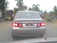 Honda City model lama dengan nomor polisi B 60 GW. (Foto Budi Dedhi Prasetyo).