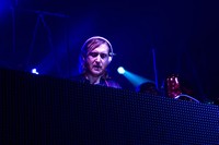 Selain menjadi DJ, Guetta juga sempat merasakan pengalaman sebagai manajer di klub malam Le Palace, Prancis. Cory Schwartz/Getty Images for Satsky & Gefter Corp.