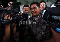 Terpidana kasus korupsi proyek CIS-RISI di PLN Distribusi Jakarta Raya (Disjaya) Tangerang ini, besikukuh Emir tak berperan mengatur proyek tersebut.