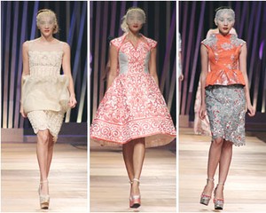 Sebastian Gunawan Tampilkan Gaun Glamour Era 40-an untuk 2013