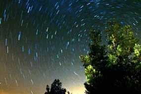 Hujan Meteor Orionids Hiasi Langit Akhir Pekan Ini