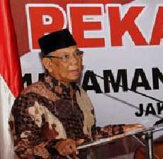 Hasyim Muzadi: Berhaji Jangan Seperti Berwisata