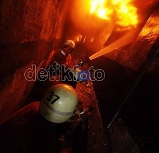 Terjebak Api, Dua Penghuni Rumah Tewas Terbakar