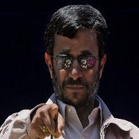 Ahmadinejad Serukan Gencatan Senjata & Dialog di Suriah