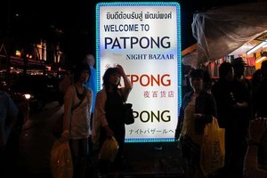 Ehem! Ada Wisata Panas di Patpong