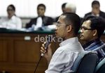 Dua Pegawai Permai Grup Bersaksi untuk Angie