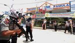 Mahasiswa dan Polri Bentrok di Pamulang