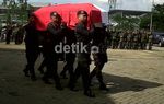 Polisi Korban Pembunuhan di Poso Dimakamkan
