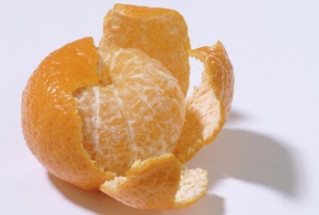 Jangan Kupas Bersih! Di Bawah Kulit Jeruk Banyak Anti Kanker