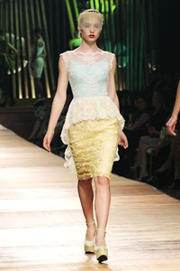 Sebastian Gunawan Collection 2013 Club Dahlia at Grand Ballroom Hotel Mulia. Senayan. Jakarta. [Foto: Mohammad Abduh/Wolipop]