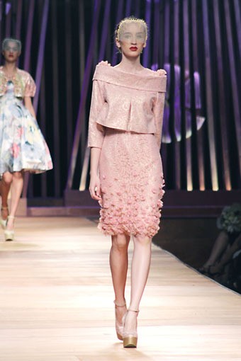 Sebastian Gunawan Collection 2013 Club Dahlia at Grand Ballroom Hotel Mulia. Senayan. Jakarta. [Foto: Mohammad Abduh/Wolipop]