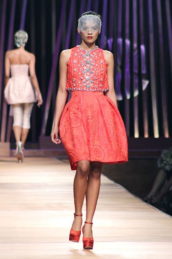 Sebastian Gunawan Collection 2013 Club Dahlia at Grand Ballroom Hotel Mulia. Senayan. Jakarta. [Foto: Mohammad Abduh/Wolipop]