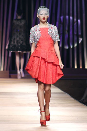 Sebastian Gunawan Collection 2013 Club Dahlia at Grand Ballroom Hotel Mulia. Senayan. Jakarta. [Foto: Mohammad Abduh/Wolipop]