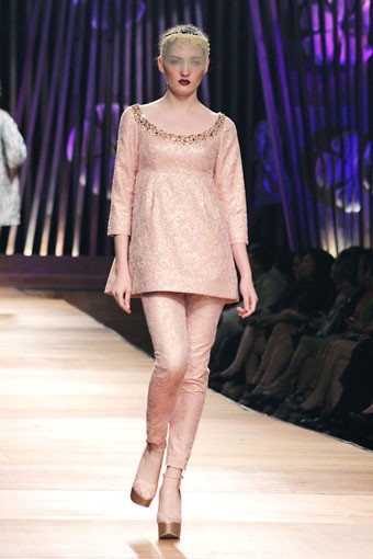 Sebastian Gunawan Collection 2013 Club Dahlia at Grand Ballroom Hotel Mulia. Senayan. Jakarta. [Foto: Mohammad Abduh/Wolipop]