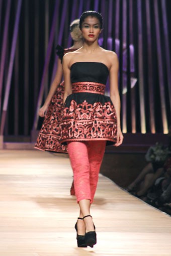 Sebastian Gunawan Collection 2013 Club Dahlia at Grand Ballroom Hotel Mulia. Senayan. Jakarta. [Foto: Mohammad Abduh/Wolipop]