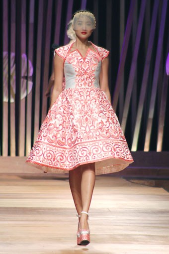 Sebastian Gunawan Collection 2013 Club Dahlia at Grand Ballroom Hotel Mulia. Senayan. Jakarta. [Foto: Mohammad Abduh/Wolipop]