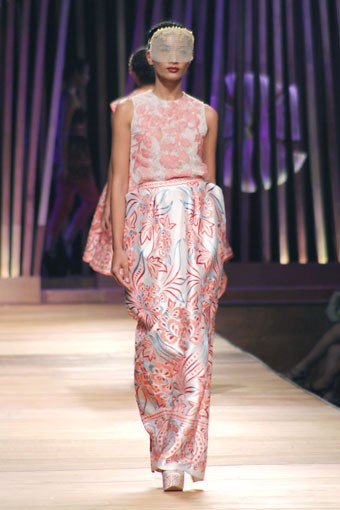 Sebastian Gunawan Collection 2013 Club Dahlia at Grand Ballroom Hotel Mulia. Senayan. Jakarta. [Foto: Mohammad Abduh/Wolipop]