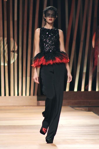 Sebastian Gunawan Collection 2013 Club Dahlia at Grand Ballroom Hotel Mulia. Senayan. Jakarta. [Foto: Mohammad Abduh/Wolipop]