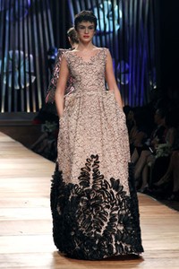 Sebastian Gunawan Collection 2013 Club Dahlia at Grand Ballroom Hotel Mulia. Senayan. Jakarta. [Foto: Mohammad Abduh/Wolipop]
